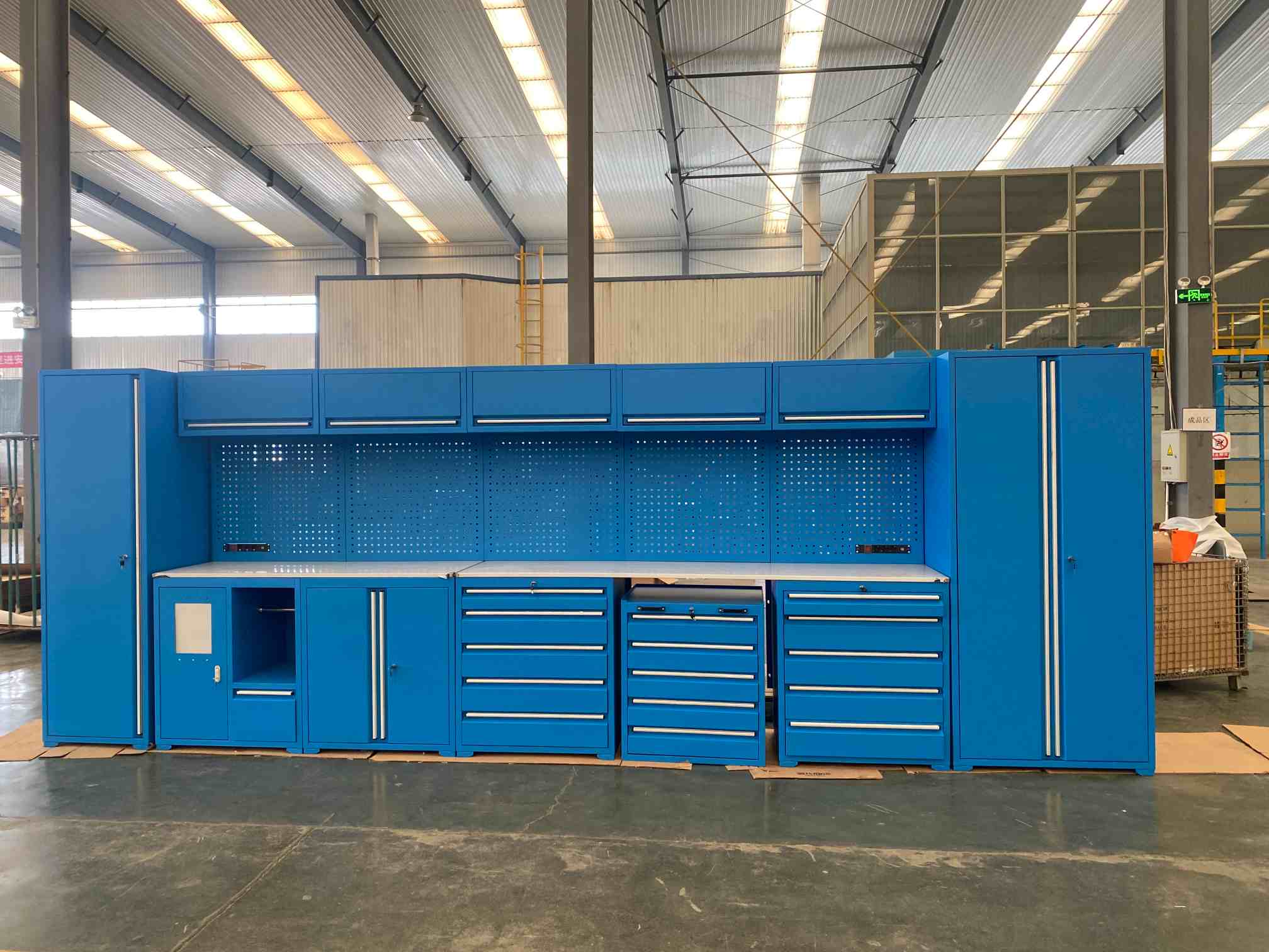 Tunga garage förvaringsskåp